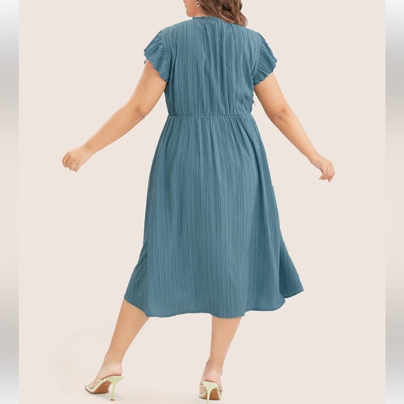 Bloomchic Plain Cap Sleeve Ruffles Trim Mock Neck Pocket Dress - Picture 2 of 3